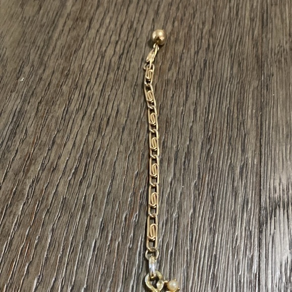 Vintage Lisner Maple Leaf Faux Pearl Necklace Open Work GoldTone - Picture 12 of 12